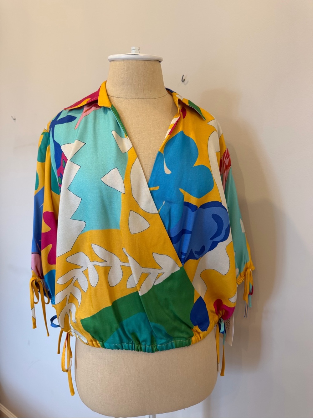 Fifteen Twenty Bold Yellow & Blue Tropical Print Top